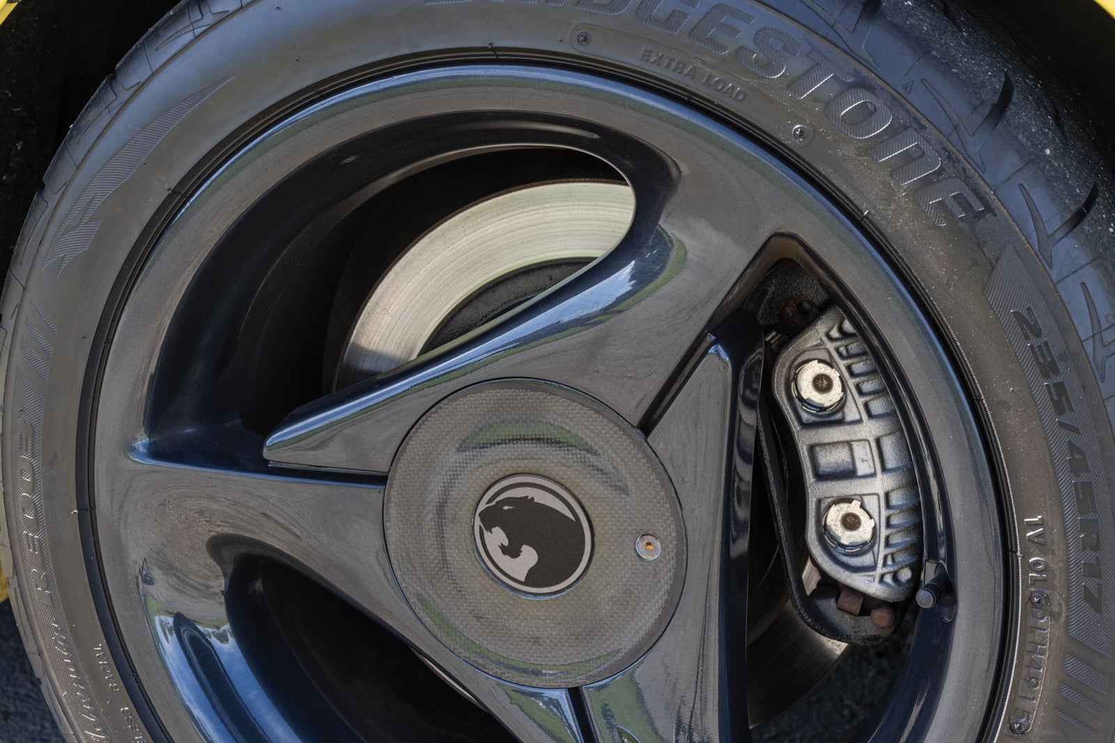 TRI-SPOKE