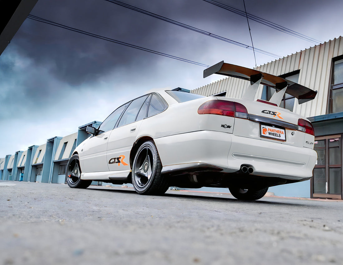 TRI-SPOKE Wheels – Three-Spoke Design, Specs & Modern Holden Options